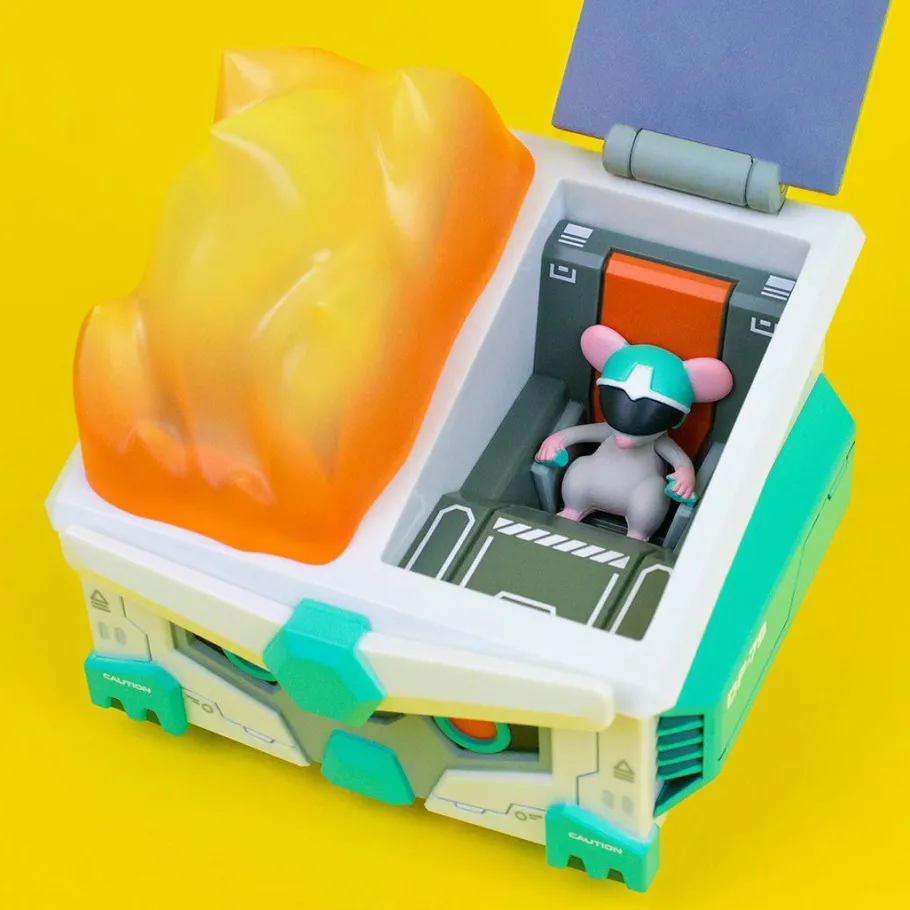 Designer Vinyl>100% Soft - Mecha Dumpster Fire 3" Vinyl Figure