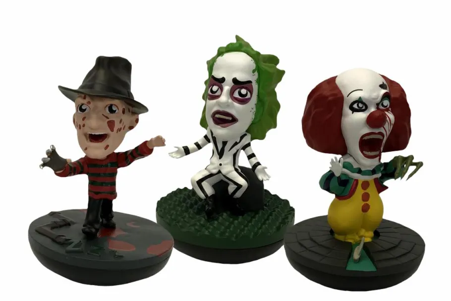 Designer Vinyl>A Nightmare on Elm Street - Freddy Krueger Revos 4” Vinyl Figure