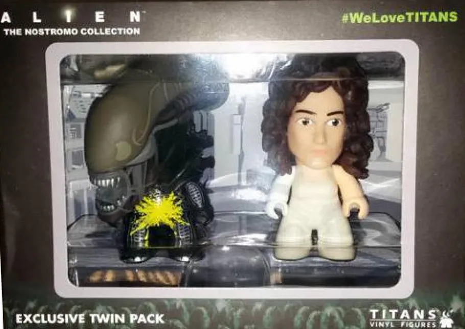Designer Vinyl>Alien - Ripley and Acid Splatter Xenomorph Titans 3” Vinyl Figure 2 Pack