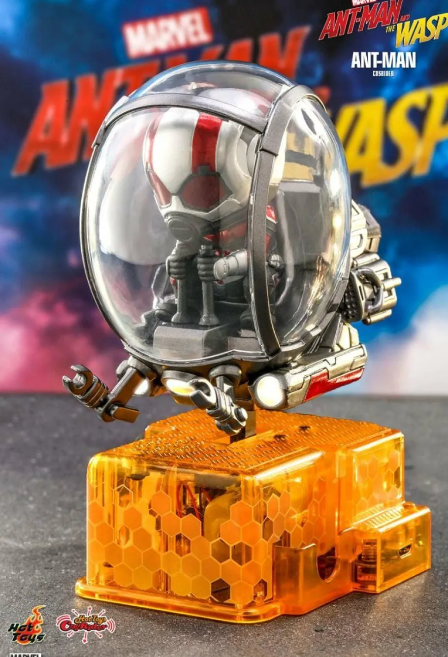 Designer Vinyl>Ant-Man and the Wasp - CosRider Hot Toys Figure