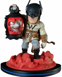 Designer Vinyl>Batman - Last Knight on Earth Q-Fig 4” Vinyl Figure