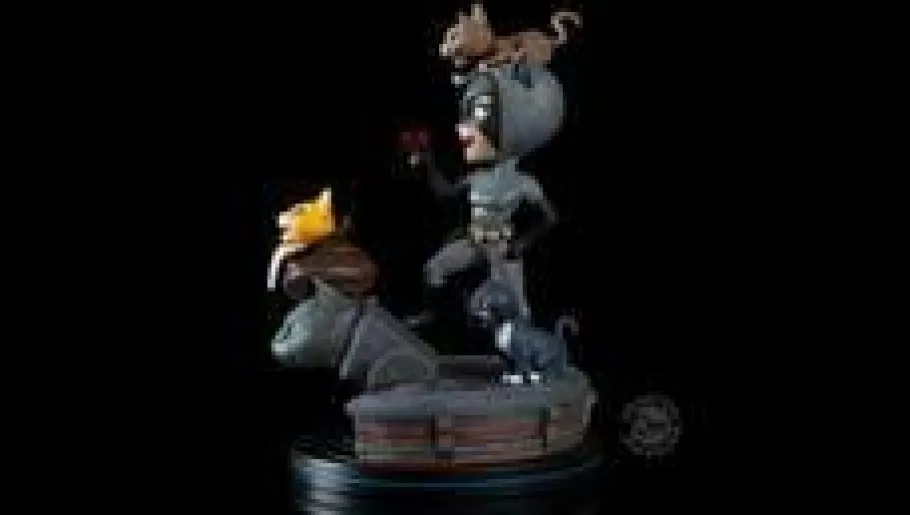 Designer Vinyl>Batman : The Animated Series - Catwoman Q-Fig 5” Vinyl Figure