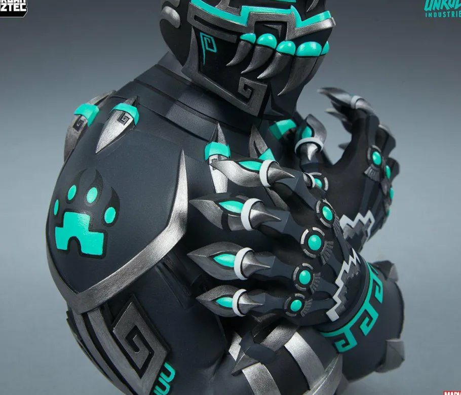 Designer Vinyl>Black Panther - 7” Vinyl Figure by Jesse Hernandez
