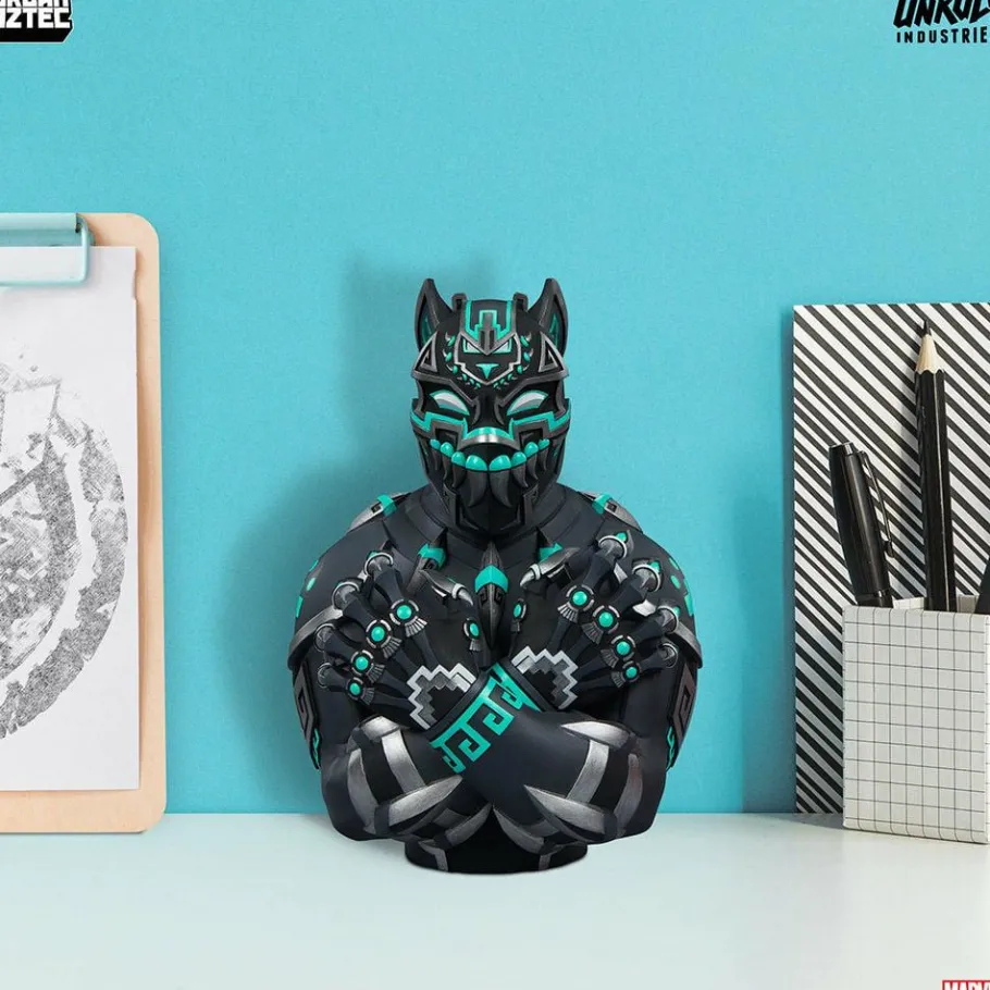 Designer Vinyl>Black Panther - 7” Vinyl Figure by Jesse Hernandez