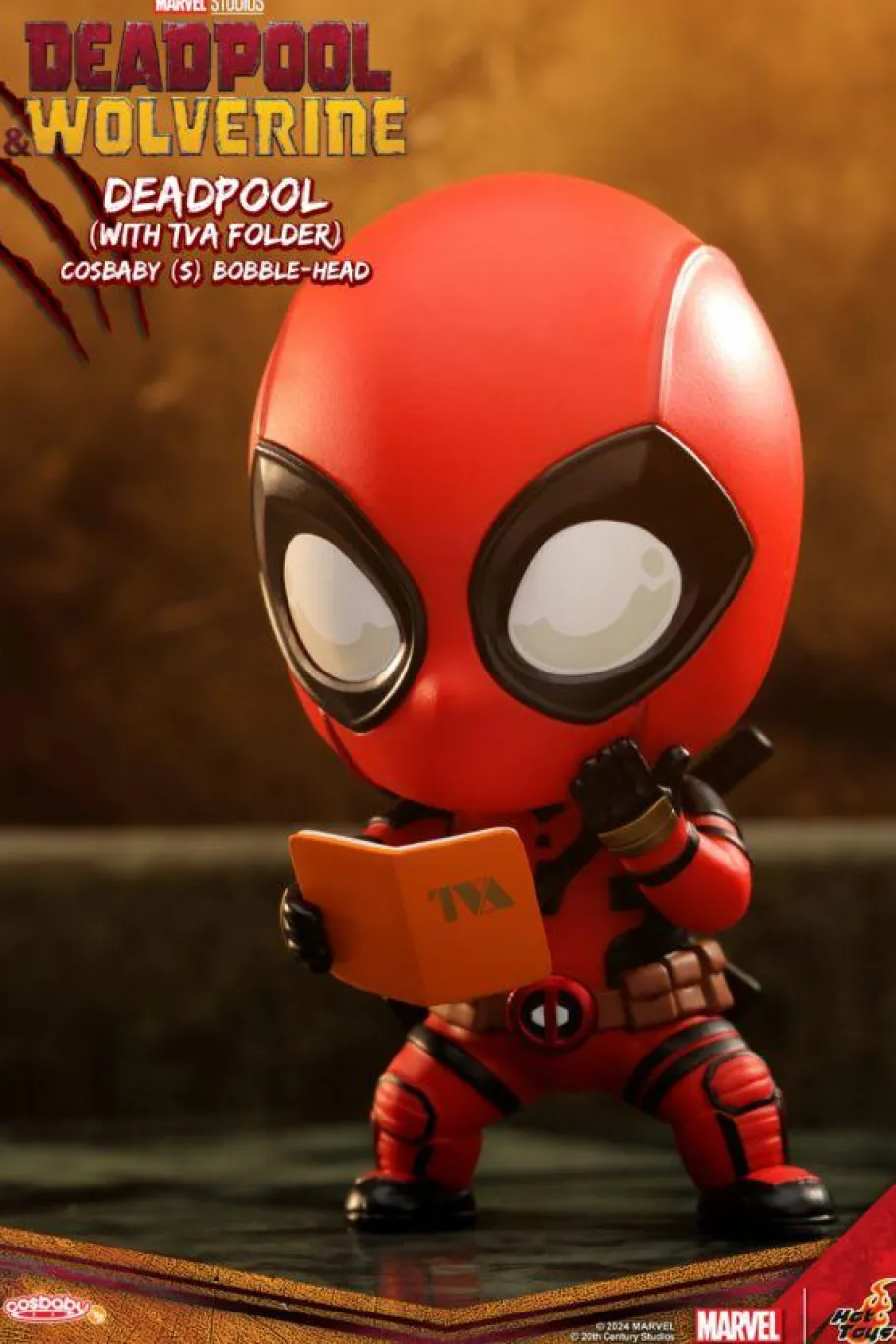Designer Vinyl>Deadpool & Wolverine (2024) - with Book Cosbaby (S) Hot Toys Figure
