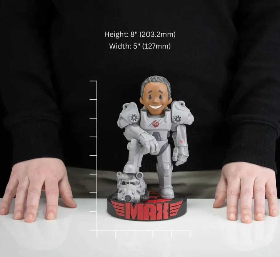 Designer Vinyl>Fallout (2024) - Maximus Stylized 8'' Vinyl Figure