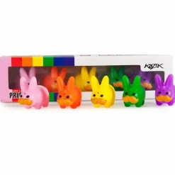 Designer Vinyl><noscript><img width=