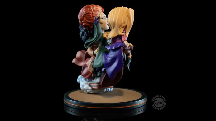 Designer Vinyl>Hocus Pocus (1993) - The Sanderson Sisters Q-Fig MAX 5” Vinyl Figure