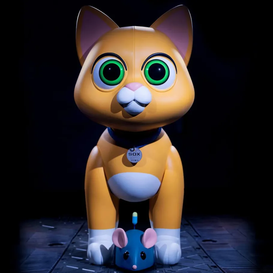 Designer Vinyl>Lightyear (2022) - Sox Supersize 20” Vinyl Figure