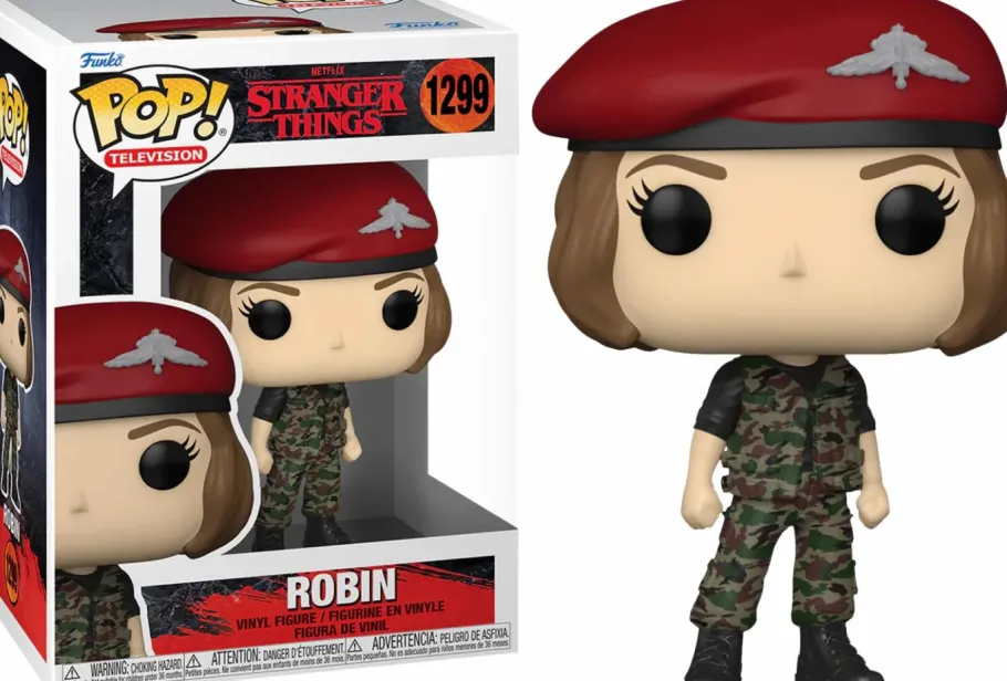 Standard Pop!>Stranger Things 4 - Robin in Hunter Outfit Pop! Vinyl Figure