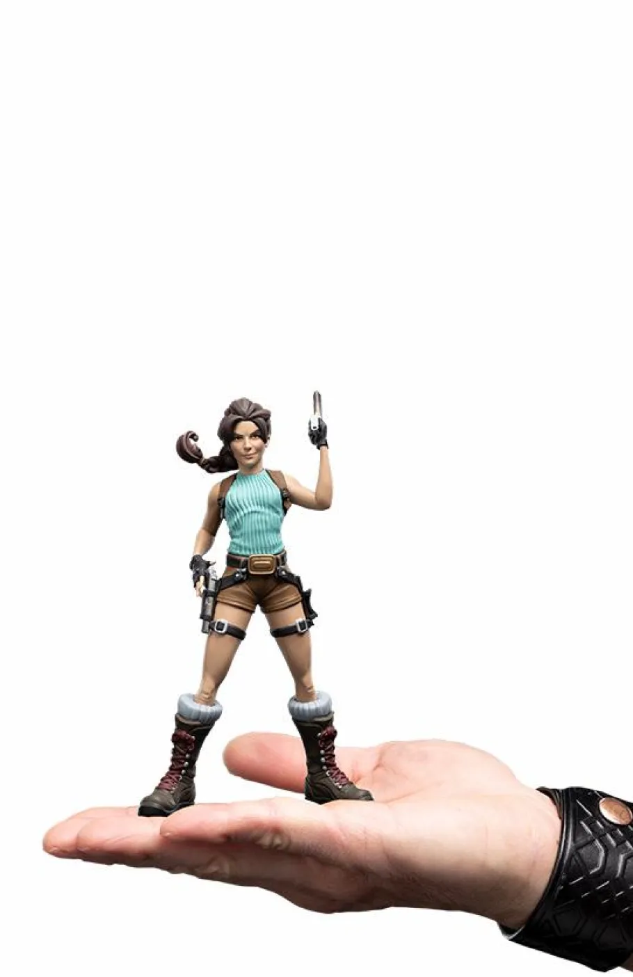 Designer Vinyl>Tomb Raider - Lara Croft Mini Epics 6" Vinyl Figure