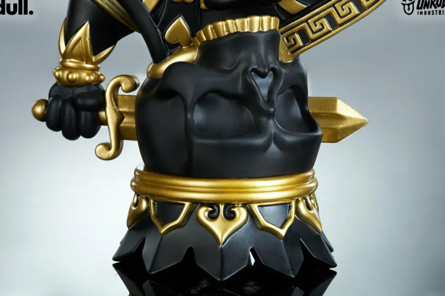 Designer Vinyl>Unruly Industries - King Charles 9” Vinyl Figure by dull.