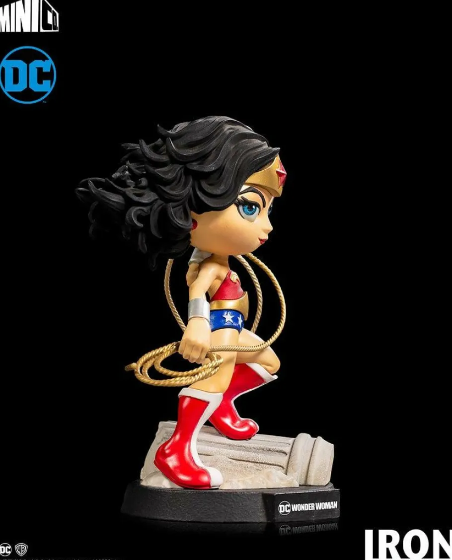 Designer Vinyl>Wonder Woman - MiniCo 5” Vinyl Figure