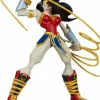 Designer Vinyl>Wonder Woman - 8” Vinyl Figure by Tracy Tubera