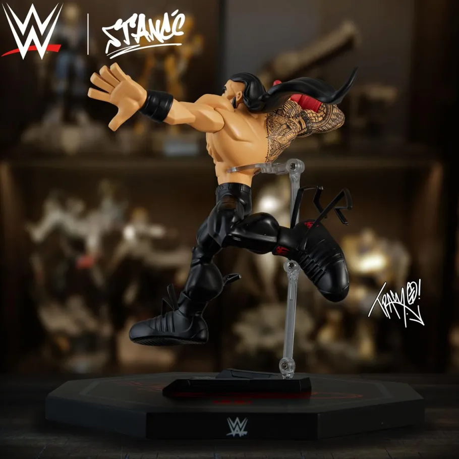 Designer Vinyl>WWE - Roman Reigns Limited Edition 8.5" Vinyl Figure by Tracy Tubera
