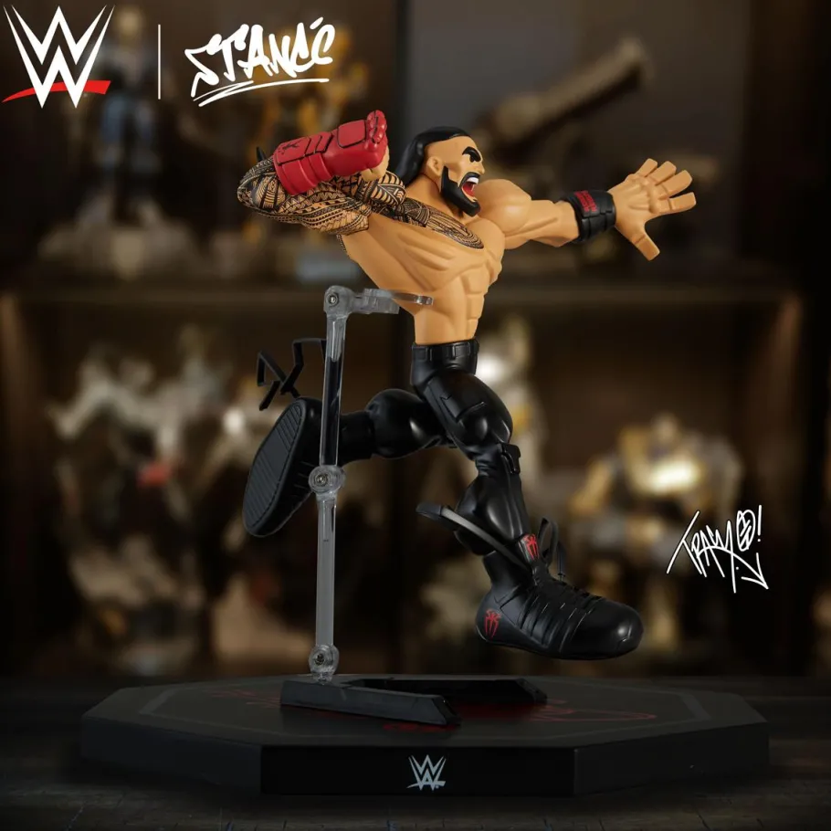 Designer Vinyl>WWE - Roman Reigns Limited Edition 8.5" Vinyl Figure by Tracy Tubera