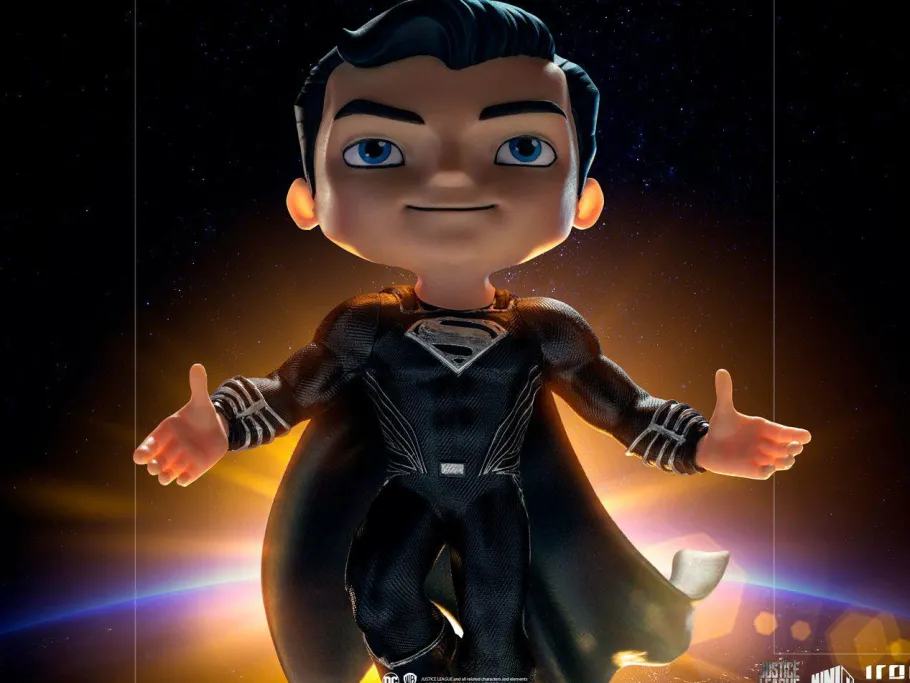 Designer Vinyl>Justice League Zack Snyder’s (2021) - Superman Black Suit MiniCo 7” Vinyl Figure